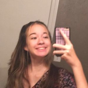 Meet your Posher, Elle